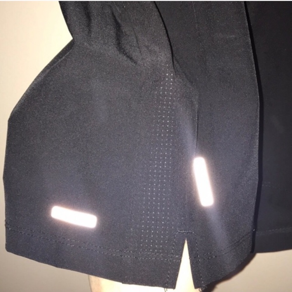 Fila Reflective Running Short - Picture 4 of 7